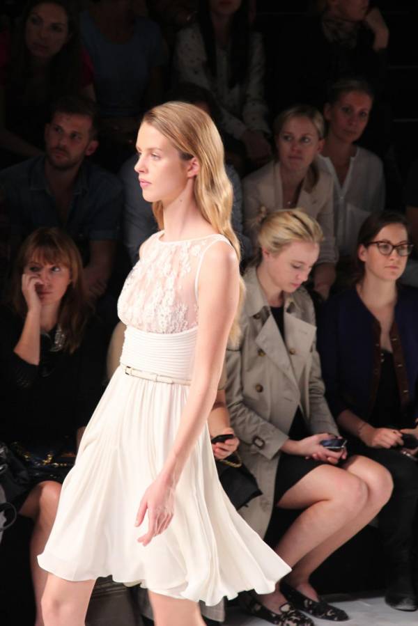 therandomnoise.com_elie-saab-ss2012-paris-fashion-week-6