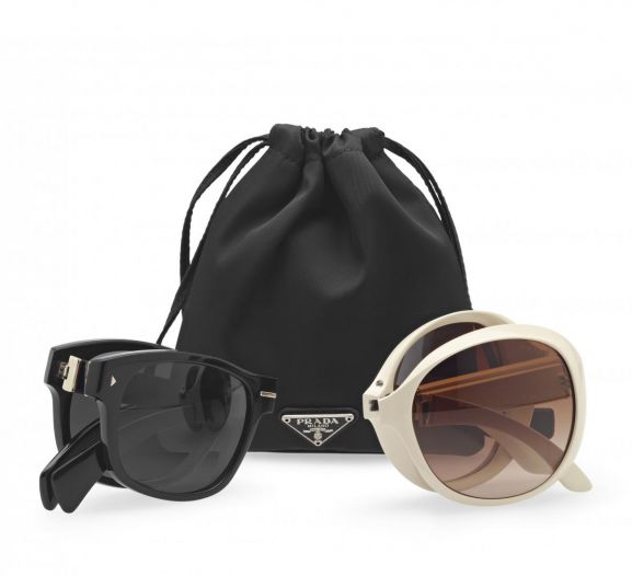 therandomnoise.com_PRADA_Folding_In_Love_MW