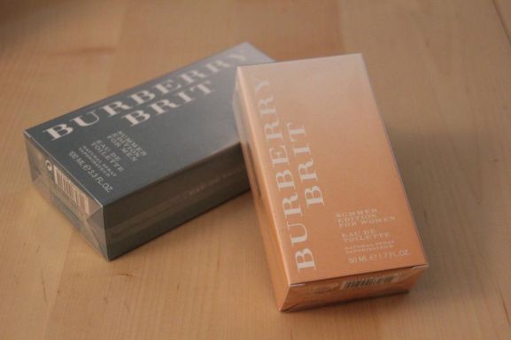 therandomnoise.com_parfum-beauty_burberry-brit-summer-2012_men-women_2