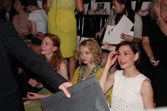 therandomnoise.com_berlin-fashion-week-lily-cole-schumacher
