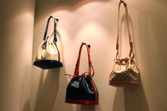 therandomnoise.com_louis vuitton lv_noe bag_beuteltasche_sac_2