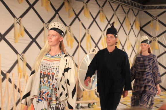 therndomnoise.comHenrik vibskov_spring summer 2014_show copenhagen fashion week